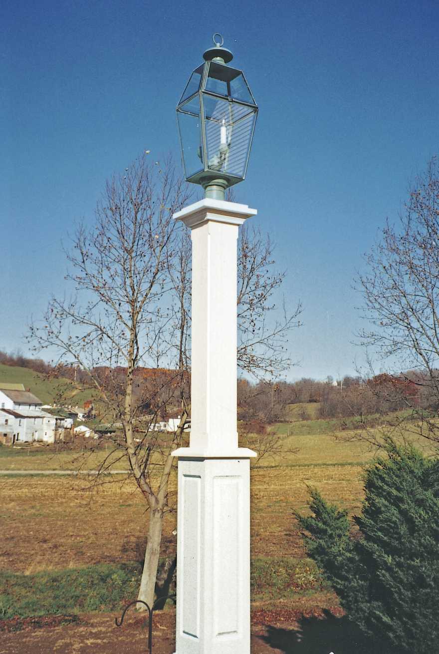New Bold Lantern Post with Base