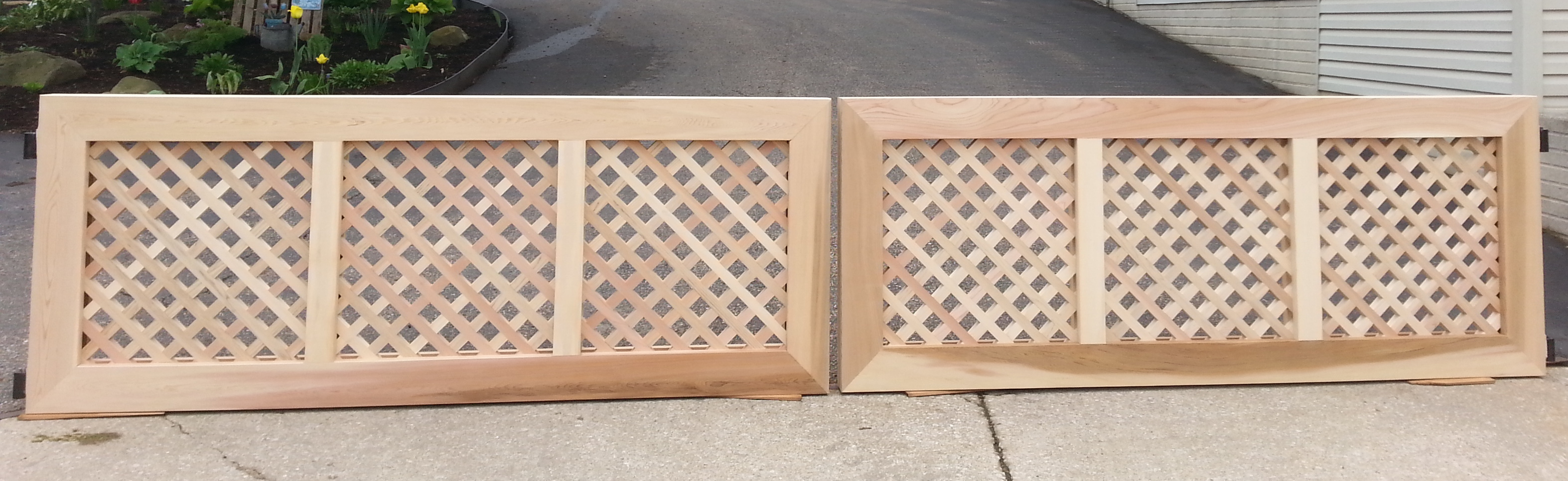 intagrid lattice driveway gate