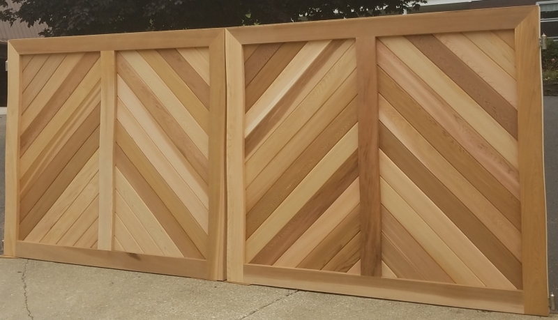 Herringbone Design Custom Wooden Driveway Gate (A)